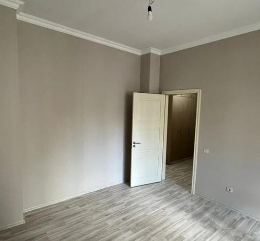 2-комнатная квартира, 58 м², 2/8 этаж, Кабанбай батыра 58б