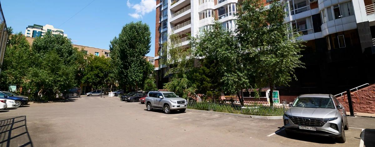 2-комнатная квартира, 63 м², 12/12 этаж, М. Габдуллина 19