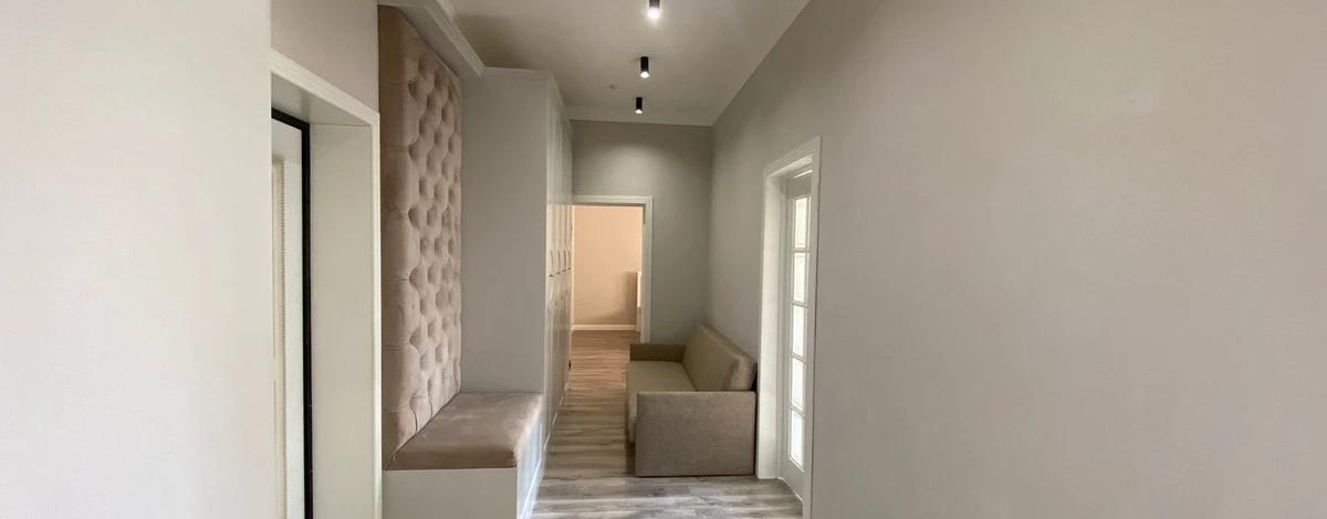 2-комнатная квартира, 75.5 м², 11/12 этаж, Кошкарбаева 28