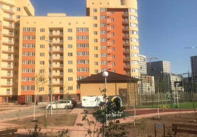 3-комнатная квартира, 75 м², 3/14 этаж, Маншук Маметова 12