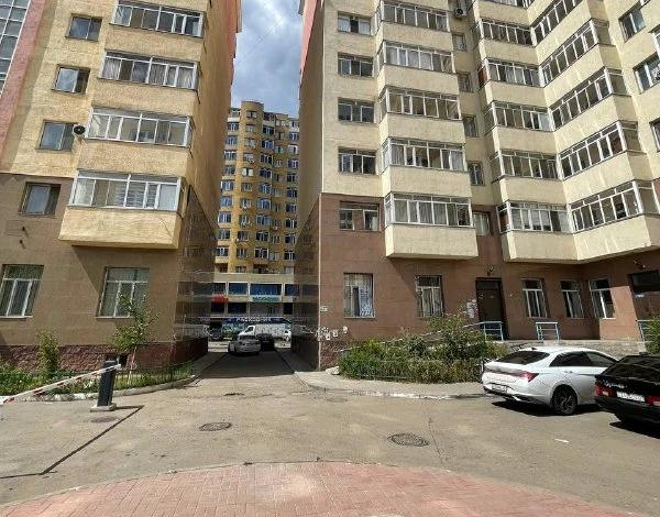 1-комнатная квартира, 33 м², 4/9 этаж, Иманова