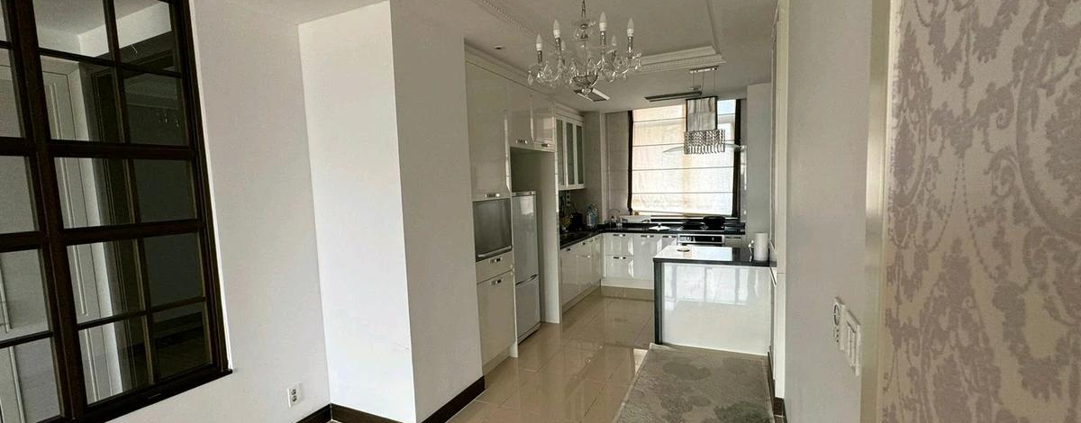 4-комнатная квартира, 150 м², 2/18 этаж, Кошкарбаева 10