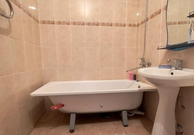 4-комнатная квартира, 100 м², 8/12 этаж, Сыганак 4