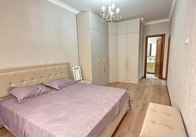 3-комнатная квартира, 108 м², 2/9 этаж, Храпатый 17/1