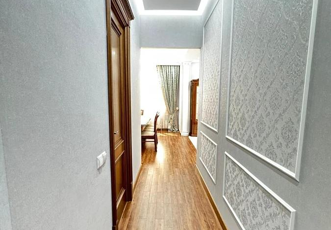 3-комнатная квартира, 108 м², 2/9 этаж, Храпатый 17/1