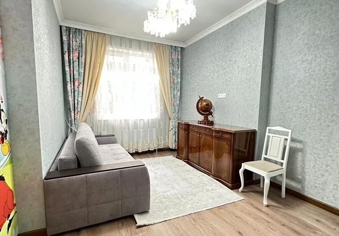 3-комнатная квартира, 108 м², 2/9 этаж, Храпатый 17/1