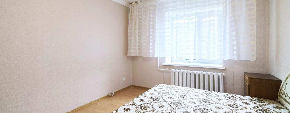 3-комнатная квартира, 72 м², 8/9 этаж, Мустафина 21/1-4