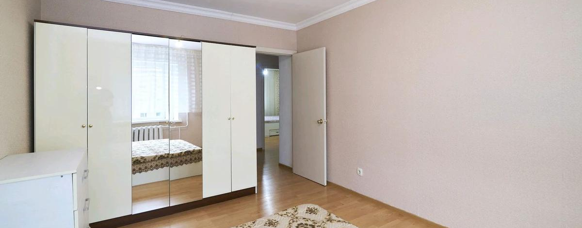 3-комнатная квартира, 72 м², 8/9 этаж, Мустафина 21/1-4