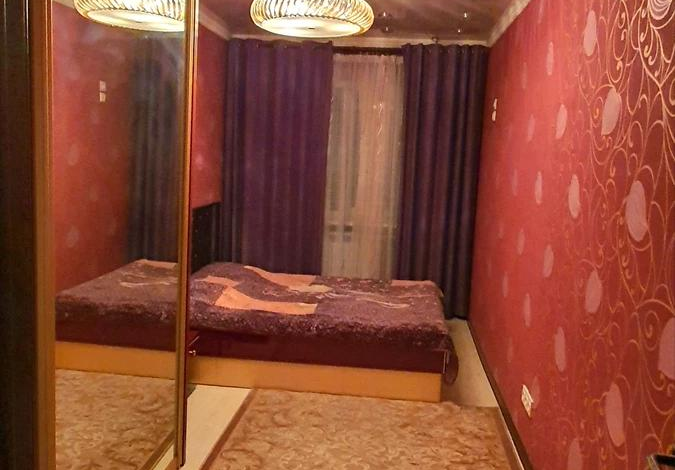 3-комнатная квартира · 60 м² · 4/5 этаж, Казыбек би 120 — Абая