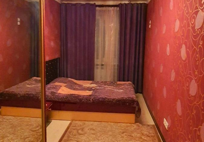 3-комнатная квартира · 60 м² · 4/5 этаж, Казыбек би 120 — Абая