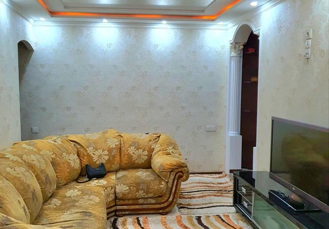 3-комнатная квартира · 60 м² · 4/5 этаж, Казыбек би 120 — Абая