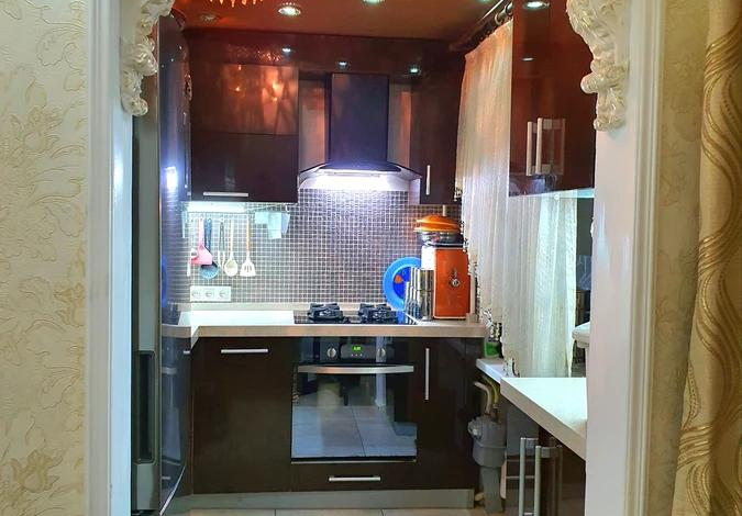 3-комнатная квартира · 60 м² · 4/5 этаж, Казыбек би 120 — Абая