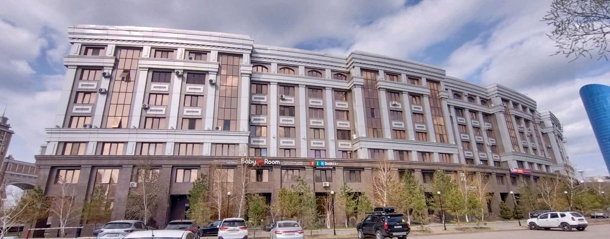 4-комнатная квартира, 140 м², 5/7 этаж, Кабанбай батыра 34/1