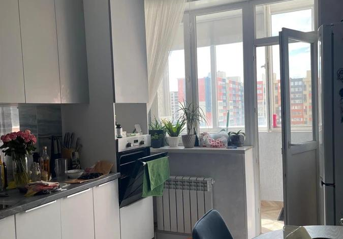 2-комнатная квартира, 60 м², 6/12 этаж, нажимеденова 19