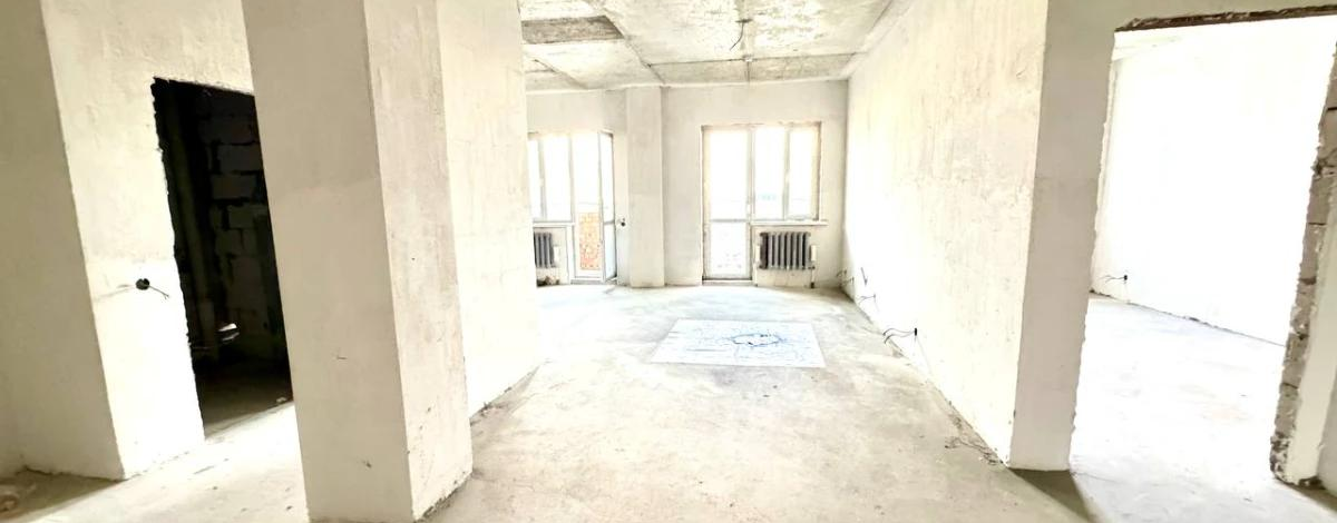 3-комнатная квартира, 100 м², 11/19 этаж, Кабанбай-батыра 4/2