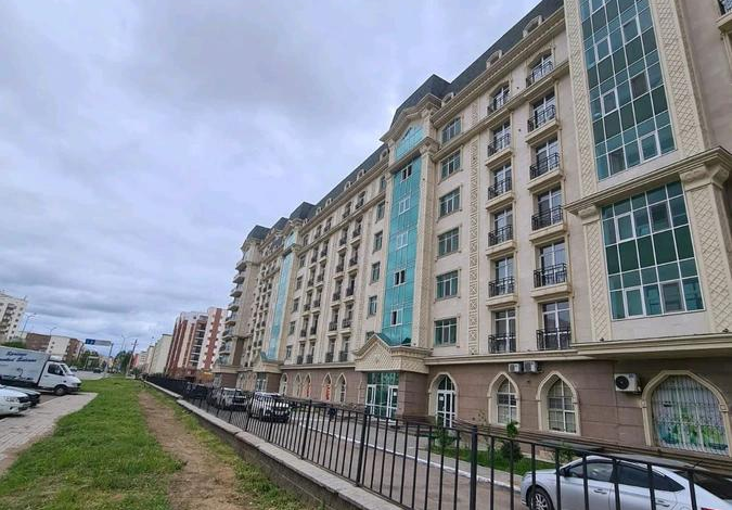 2-комнатная квартира, 72 м², 3/7 этаж, А98 4