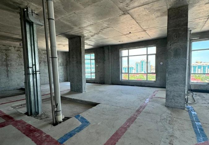 4-комнатная квартира, 225 м², 10/18 этаж, Достык 1а