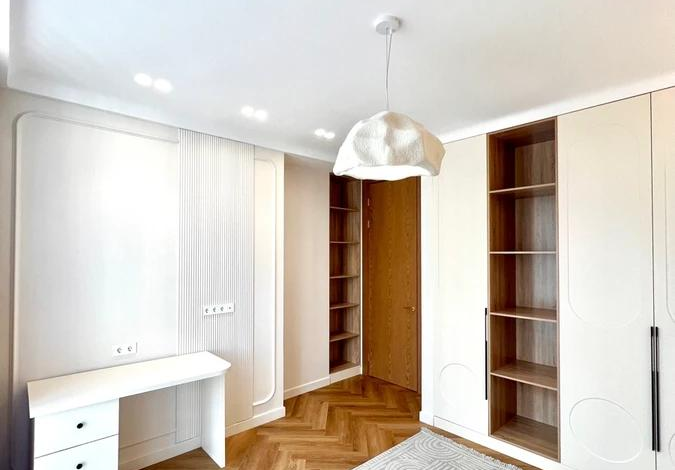 3-комнатная квартира, 80 м², 8/22 этаж, Сарайшык 34а