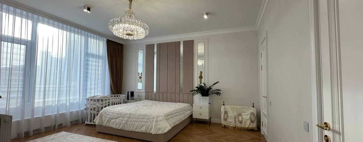 4-комнатная квартира, 150 м², 4/18 этаж, Кайым Мухамедханов