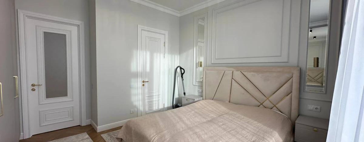 4-комнатная квартира, 150 м², 4/18 этаж, Кайым Мухамедханов