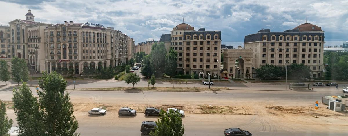 4-комнатная квартира, 122 м², 6/22 этаж, Кабанбай батыра 43В