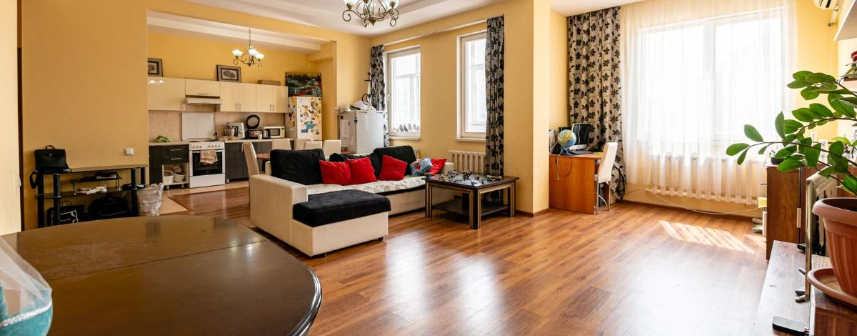 4-комнатная квартира, 122 м², 6/22 этаж, Кабанбай батыра 43В