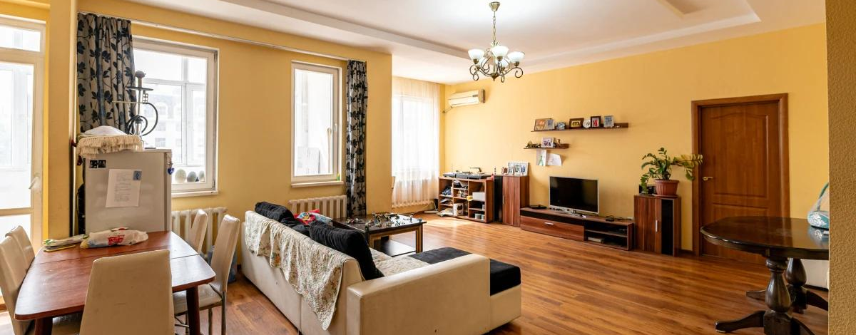 4-комнатная квартира, 122 м², 6/22 этаж, Кабанбай батыра 43В