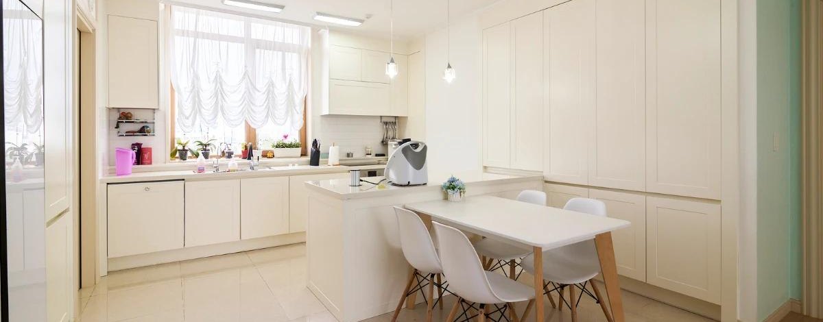 4-комнатная квартира, 122 м², 6/22 этаж, Кабанбай батыра 43В