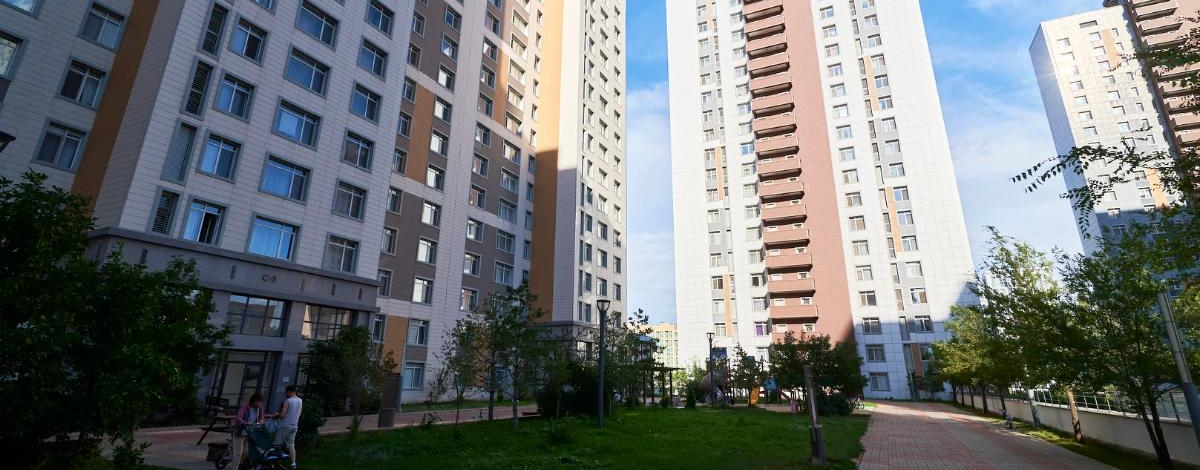 4-комнатная квартира, 122 м², 6/22 этаж, Кабанбай батыра 43В