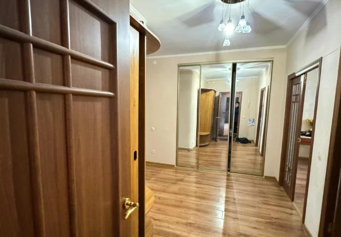 2-комнатная квартира, 80 м², 4/9 этаж, Сыганак 15