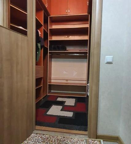 5-комнатная квартира, 137 м², 2/9 этаж, Сарайшык 9