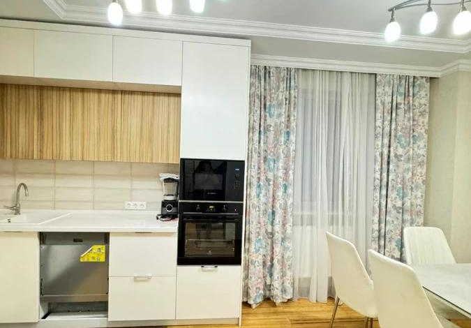 2-комнатная квартира, 103 м², 8/9 этаж, Алихана Бокейхана 2