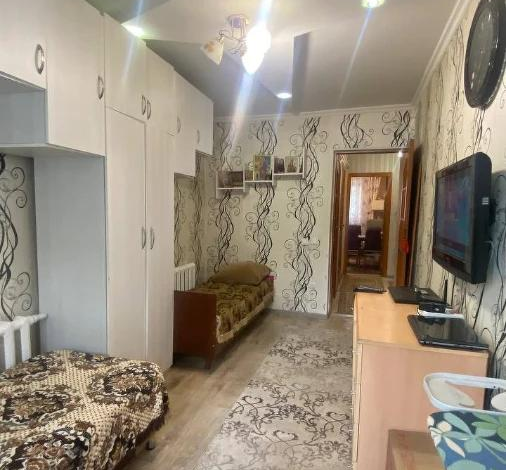 2-комнатная квартира, 46 м², 1/5 этаж, Кайрата Рыскулбекова 8/1