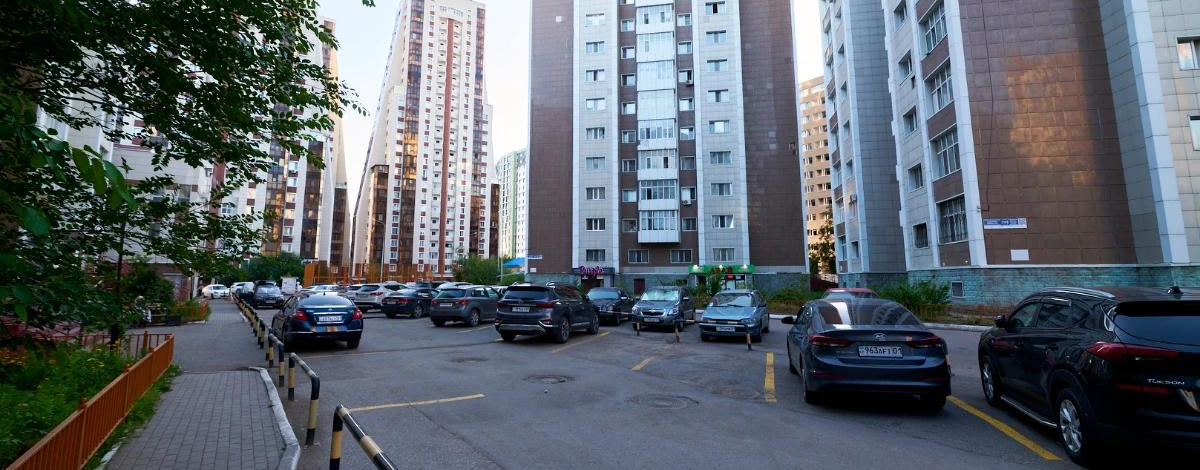 3-комнатная квартира, 84.9 м², 10/10 этаж, Б. Момышулы 13а