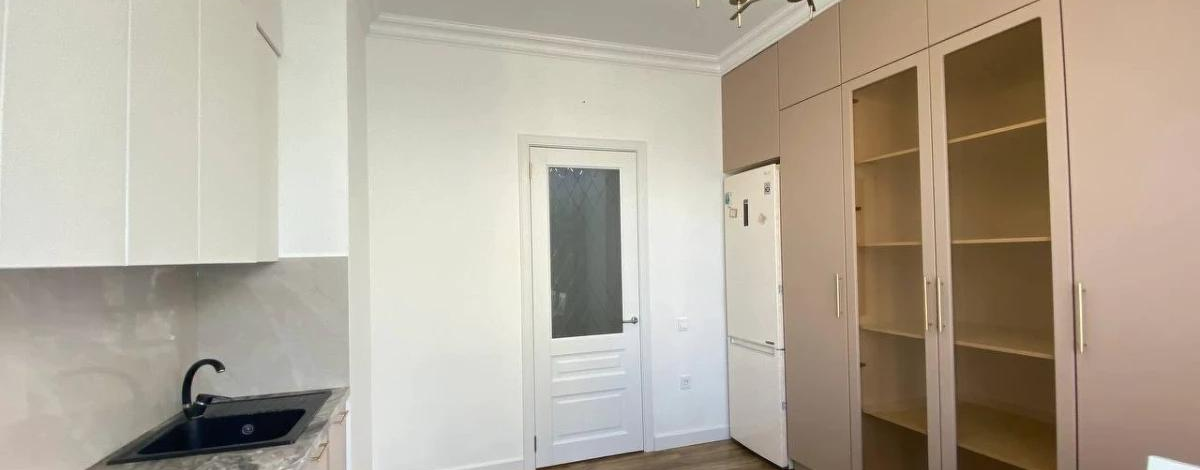 3-комнатная квартира, 102 м², 4/10 этаж, анет баба 3