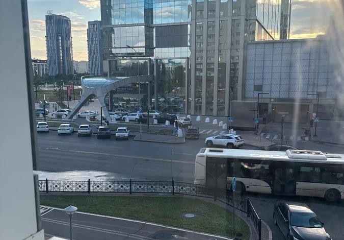 3-комнатная квартира, 63.3 м², 2/10 этаж, Сыганак