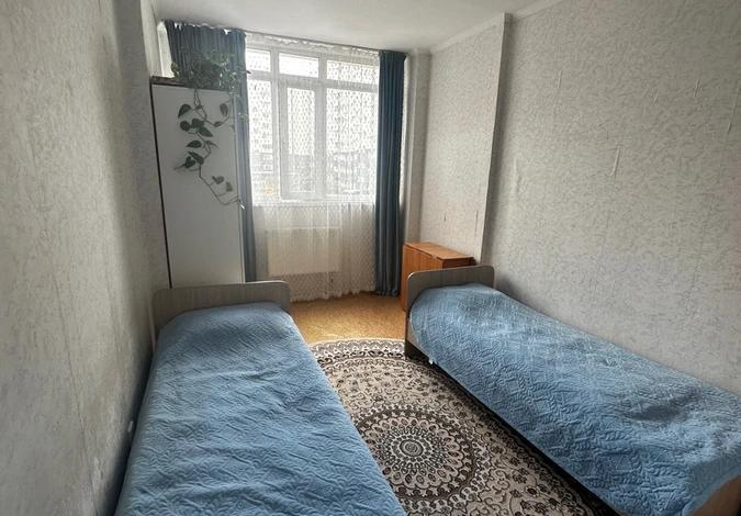 3-комнатная квартира, 63.3 м², 2/10 этаж, Сыганак
