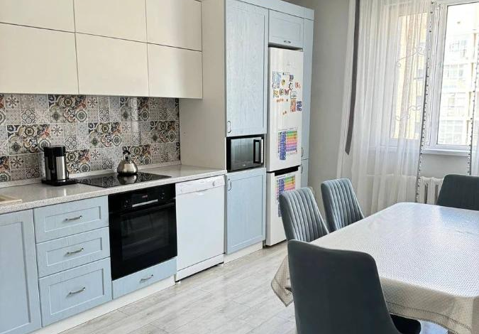 2-комнатная квартира, 78.8 м², 10/12 этаж, Кошкарбаева