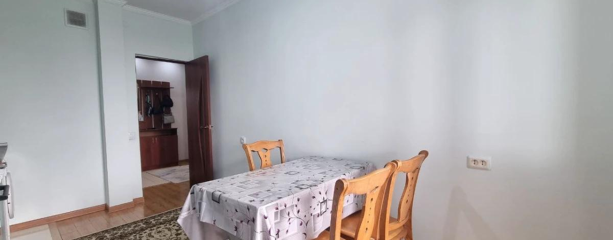 2-комнатная квартира, 65 м², 3/12 этаж, Тлендиева 15/1