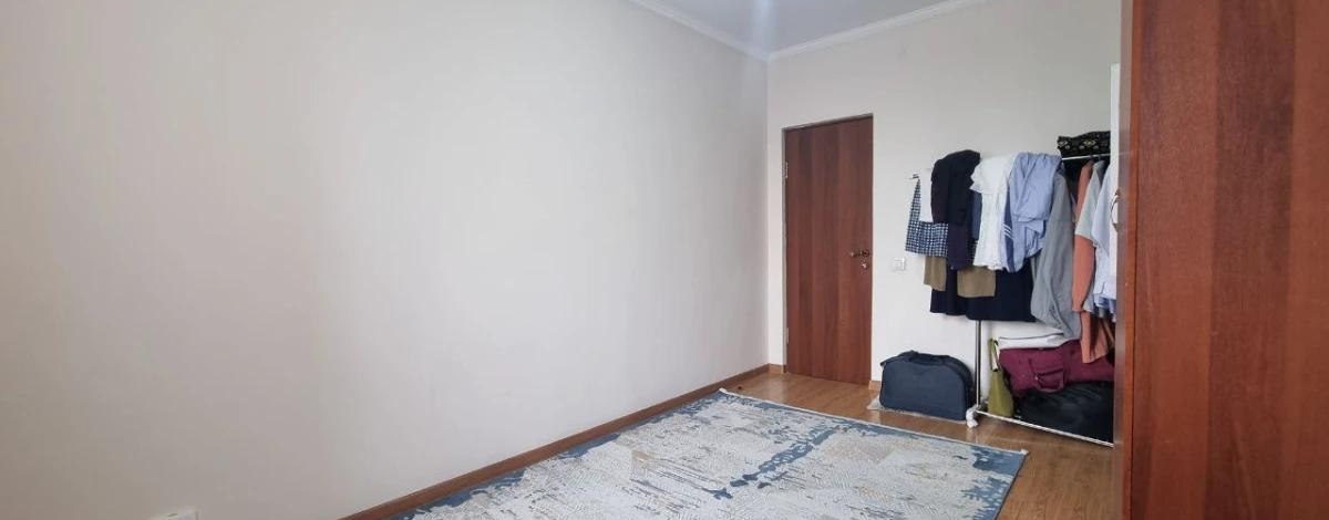 2-комнатная квартира, 65 м², 3/12 этаж, Тлендиева 15/1