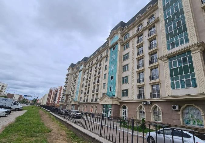 2-комнатная квартира, 77 м², 3/7 этаж, Болекпаева 4