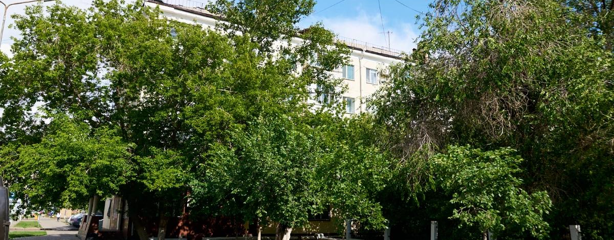 2-комнатная квартира, 42.1 м², 1/5 этаж, Молдагуловой 34