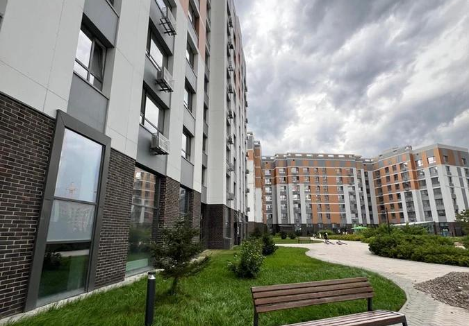 1-комнатная квартира, 41 м², 2 этаж, Керей-Жанибек хандар 50/3