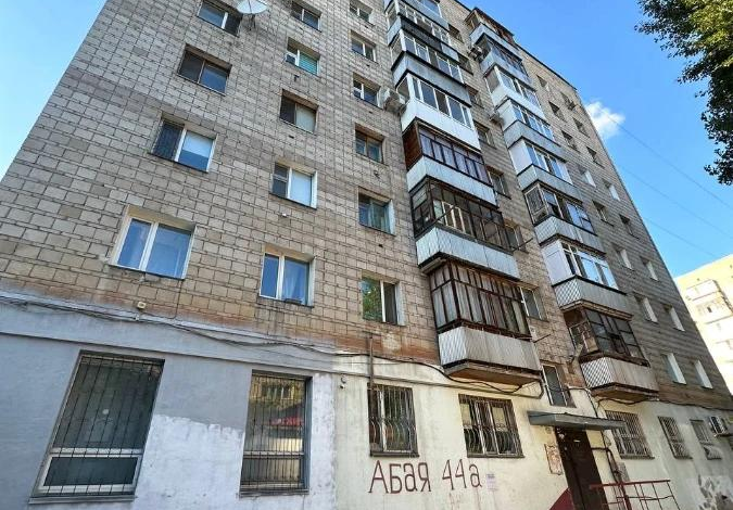 1-комнатная квартира, 34 м², 9/9 этаж, Абая 44А