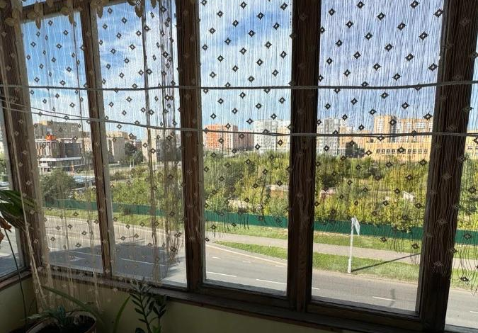 3-комнатная квартира, 60 м², 5/6 этаж, Пр. Шакарим Кудайбердыулы 38