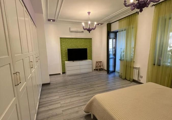 4-комнатная квартира, 154 м², 3/6 этаж, Баян Сулу 19