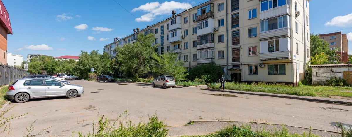 2-комнатная квартира, 45 м², 5/5 этаж, Есенберлина 32