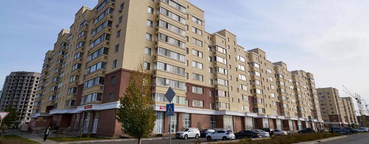 1-комнатная квартира, 40 м², 3/9 этаж, Айтматова 29а