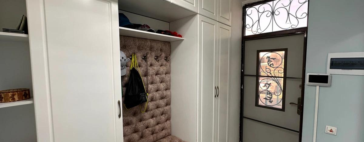 6-комнатная квартира · 220 м² · 1/2 этаж, Закрытый городок Тұлпар 203/6