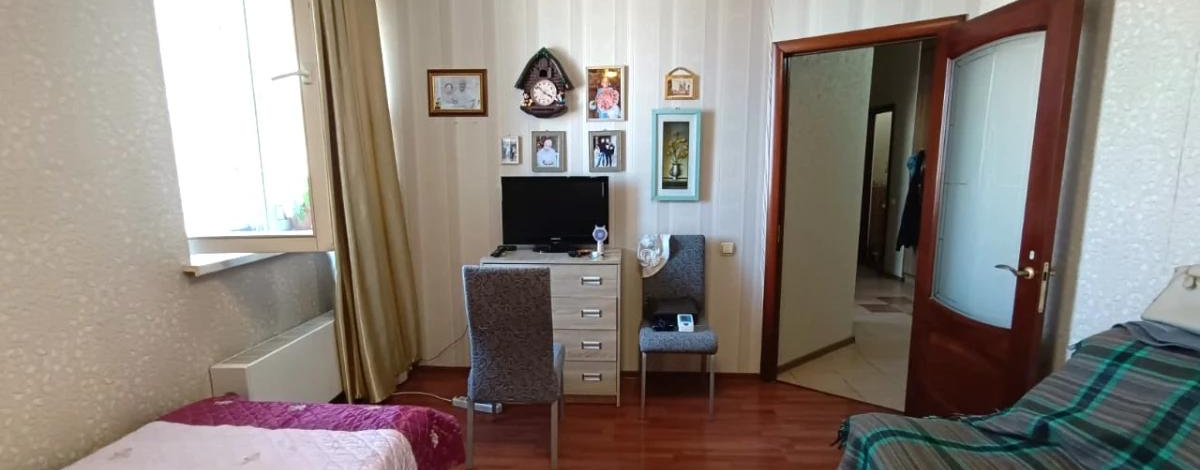 3-комнатная квартира · 117.6 м² · 19/20 этаж, Брусиловского — Кулымбетова